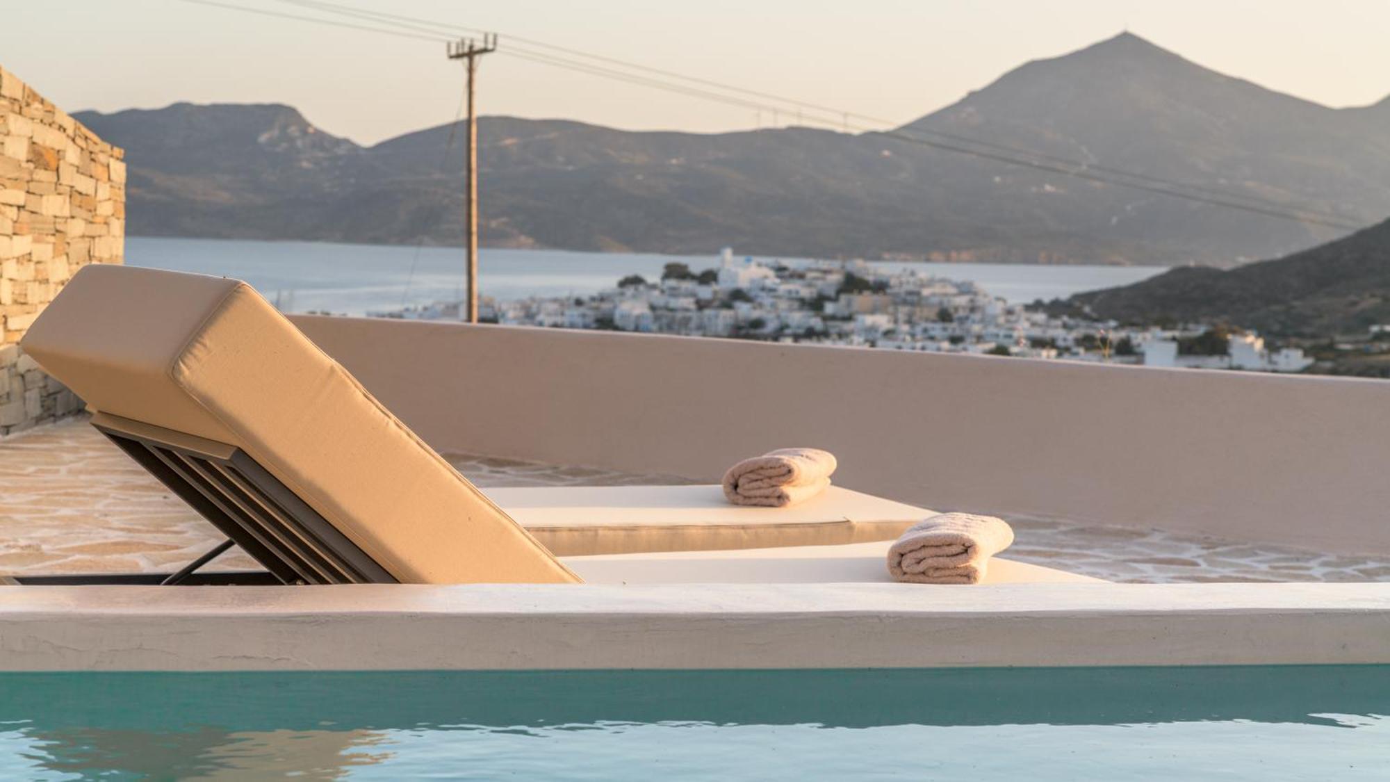 Solus Suites Milos アダマス エクステリア 写真